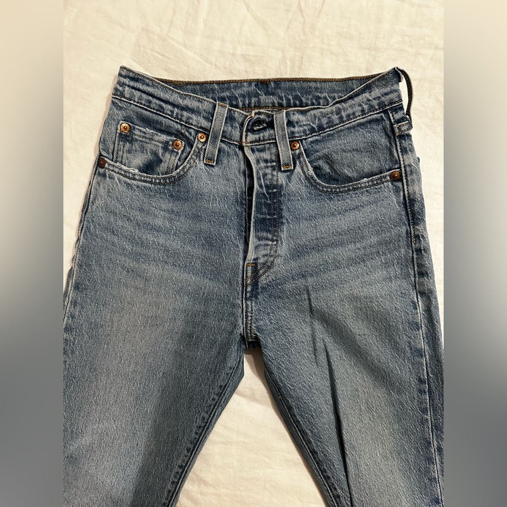 Levi’s - Picture 8 of 8